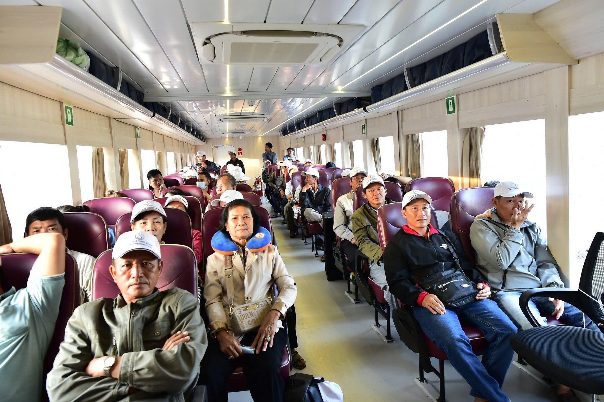 PHÚ QUỐC VẪY GỌI: KHI NHỮNG TRÁI TIM 